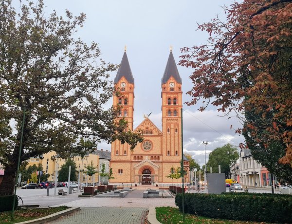 Így néz ki a Magyarok Nagyasszonya-társszékesegyház miserendje karácsonykor