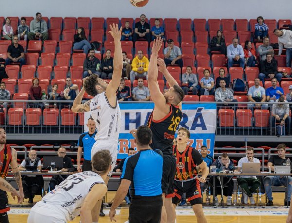 Győzelemmel kezdte az új esztendőt a kosárcsapat