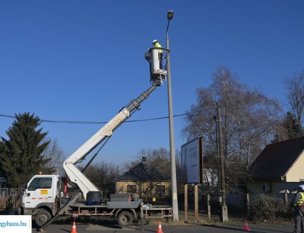 Február végéig újra teljes lesz a közvilágítás Nyíregyházán