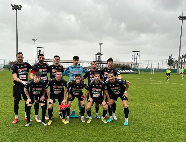 Kazah ellenfelét is legyőzte a Szpari