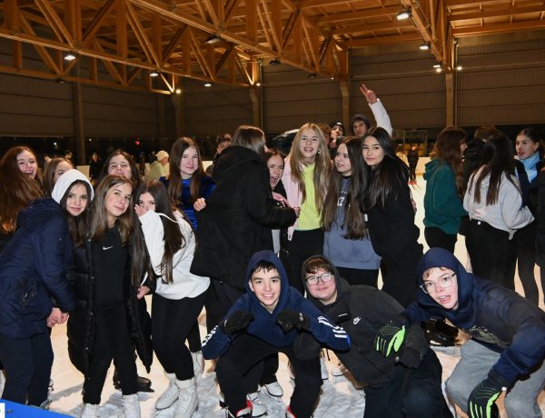 Jégpályák Éjszakája – Több mint ezren korcsolyáztak a Városi Jégpályán