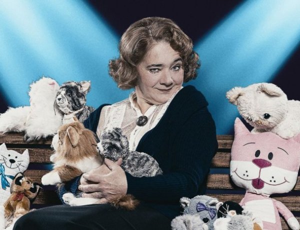 Olvasópróbán a Macskajáték: a márciusi bemutató rendezője Verebes István