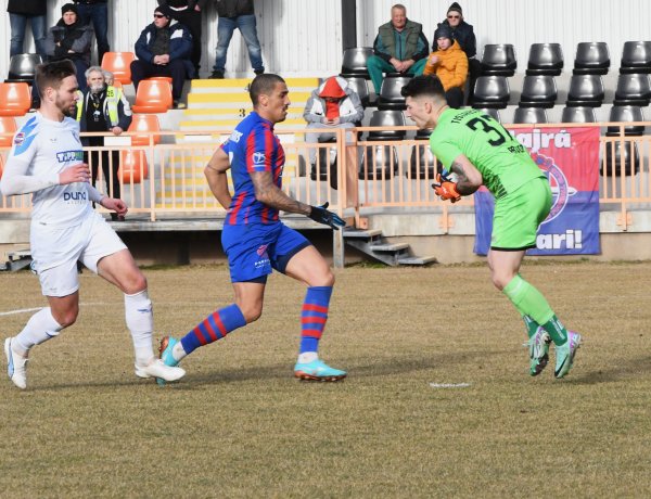 Ott folytatta a Szpari, ahol ősszel abbahagyta