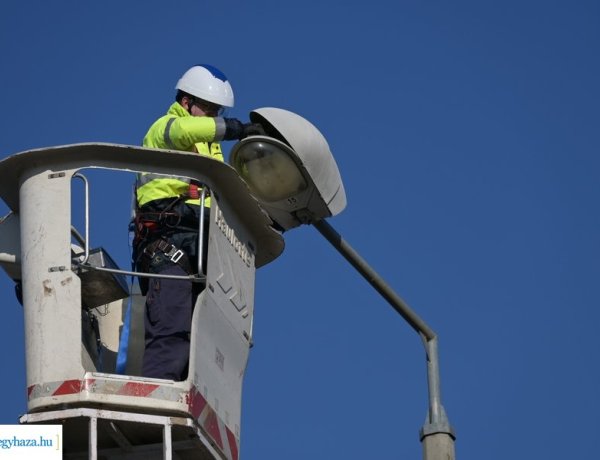 Teljes a közvilágítás, visszakapcsoltak minden lámpatestet