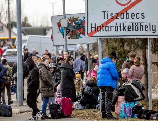 Félmillió menekültnek segített a háború két éve alatt az Ökumenikus Segélyszervezet történetének legnagyobb humanitárius segélyprogramja