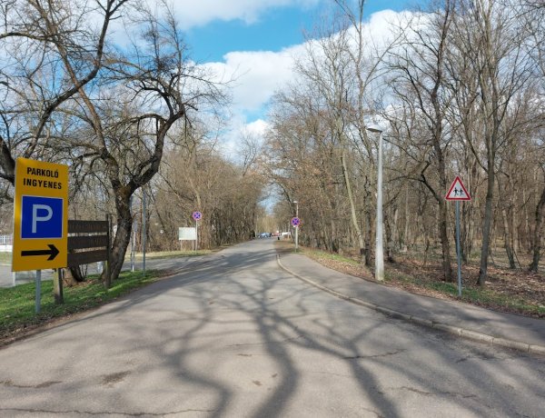 Újra kétirányú a Skanzen utca