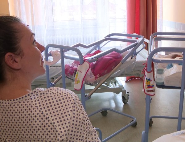 Hármas ikrek – Összesen több mint hét kilogrammal születtek meg a nyíregyházi babák