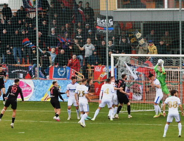 Döntetlen a Szeged ellen