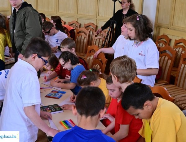 Mindannyian mások vagyunk, tehetségkonferencia a Lions-szel