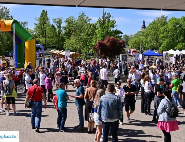 A Belvárosi Betyárok nyertek a Fitt-Városon: közel háromezer érdeklődőt vonzott sportos majális