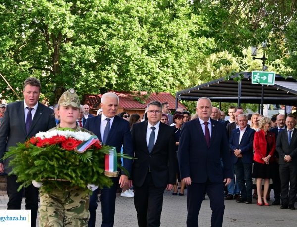 Tisztelgés a város újratelepítésének 271. évfordulóján