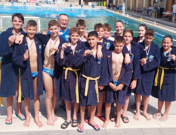 Bronzérmes az AQUA SE U13-as vízipóló csapata az ÉK-i bajnokságban