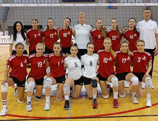 Bronzérmesek a röplabdások 