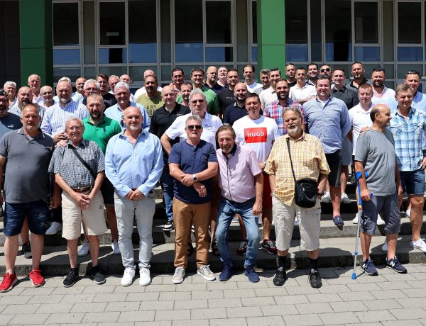 Amikor a csilláron is emberek lőgtak a kézimeccseken