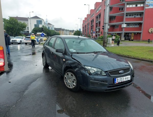 Nem vette észre, hogy mellette is közlekednek?