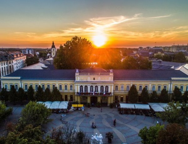 Így alakul az ügyfélfogadási rend a városházán augusztusban