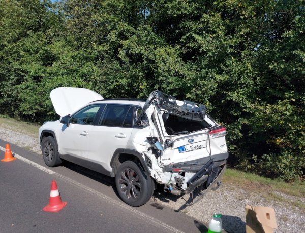 Ezért zárták le a 4-es főutat szerdán - kórházba vitték a sérültet