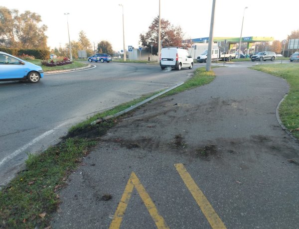 Kidöntötte - Nemcsak a táblának, de a kocsijának is fájhatott