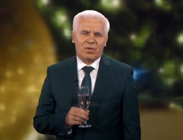 Egyetértés, erősödés, egészség, békesség! – Hallgassa meg Dr. Kovács Ferenc polgármester újévi köszöntőjét