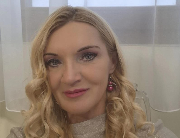 Ágoston Ildikó fogadóórát tart                                        