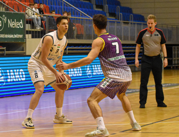 Győzelemmel kezdték az új évet a kosarasok