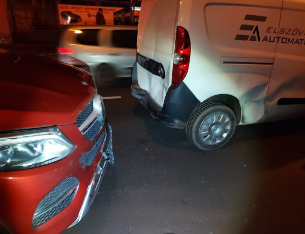 Még érvényes forgalmija sem volt?                        