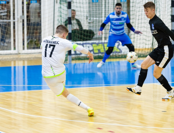 Válogatott játékost igazolt a futsal csapat