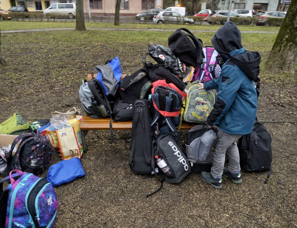 Az ország 240 iskoláját fenyegették meg elektronikus úton – Nyomozásba kezdett a rendőrség