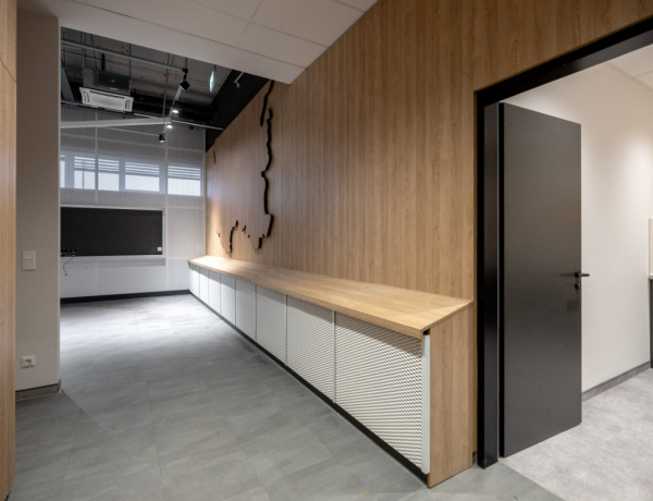 2500 négyzetméteren újultak meg az irodák a Michelin nyíregyházi gyárában