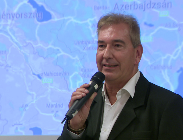 Azerbajdzsán, a tűz országa – Sipos László a Városmajori Művelődési Házban tartott előadást