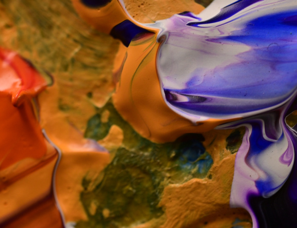 Madarassy kiállítás – Szebbnél szebb alkotásokat csodálhattak meg az érdeklődők a Kállay Gyűjteményben