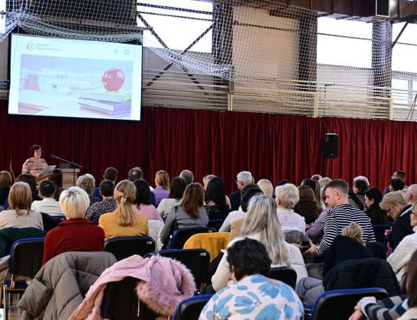 Pedagógus konferencia – Egyre népszerűbbé válik a pedagógusi pálya