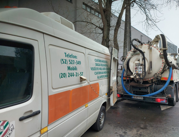 Döbbenetes mit szedtek ki a csatornából az István utcán!