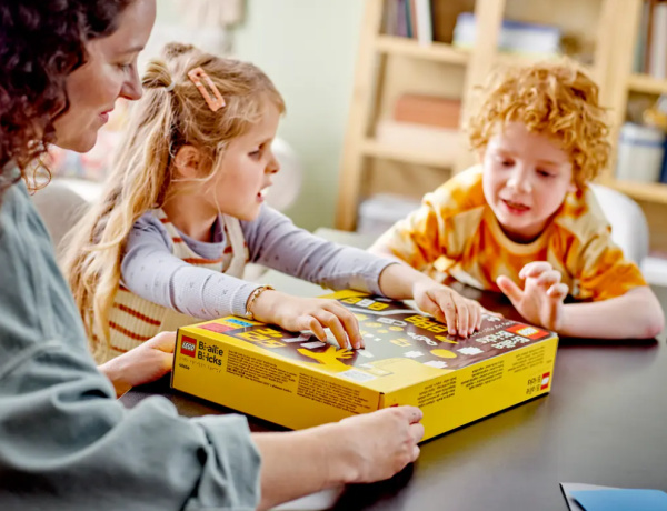 200 éves a Braille írás – Összefogott a LEGO és Vakok és Gyengénlátók Szabolcs-Szatmár-Bereg Megyei Egyesülete