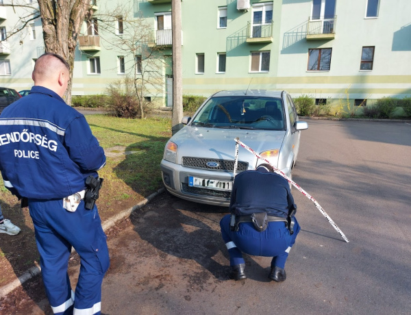 Szerencséje volt a tanárnőnek, a diákok felírták az elkövető rendszámát