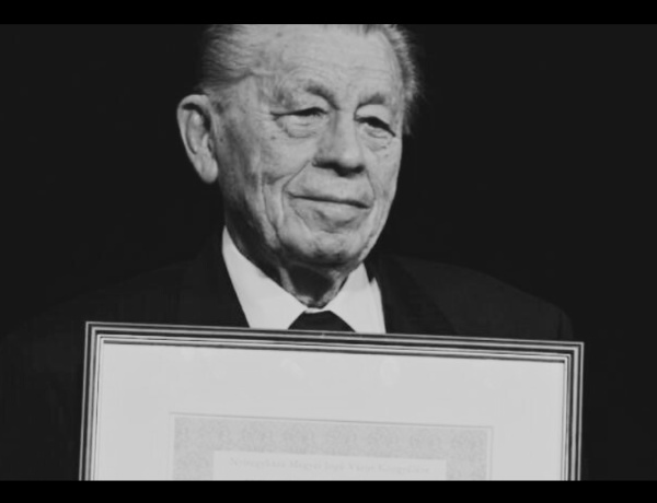 In memoriam – Szerdán végső nyugalomra helyezték dr. Csorba Sándort a Nyíregyházi Egyetem legendás tanárát