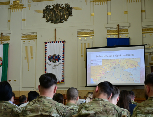 Honvédelmi konferencia – Országos turné keretében látogatott Nyíregyházára a rendezvény