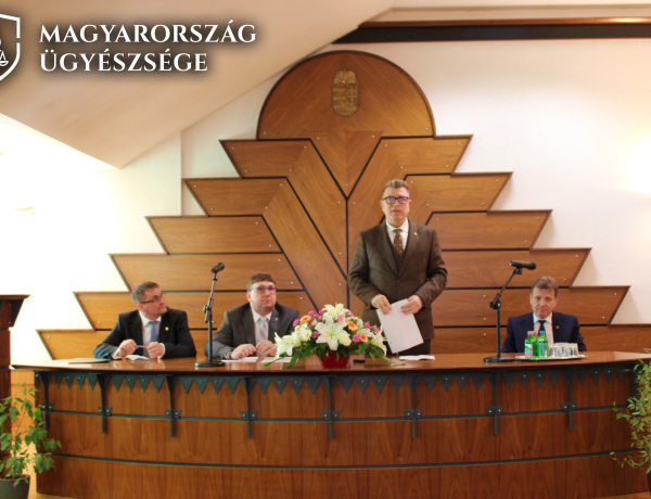 Évértékelő értekezletet tartott a főügyészség