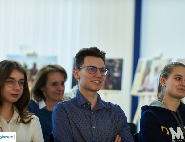 Toborzás – Indul a Fiatal Tehetség és a Középiskolás Program is az MCC-ben