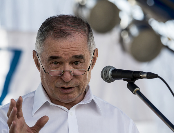 Elhunyt Lenkovics Barnabás, az Alkotmánybíróság volt elnöke – Rakamazon született, Nyíregyházán érettségizett