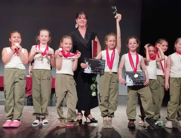 Ismét országos bajnok lett a RE-flex Moderntánc Stúdió Pindúr Pandúrok csoportja 