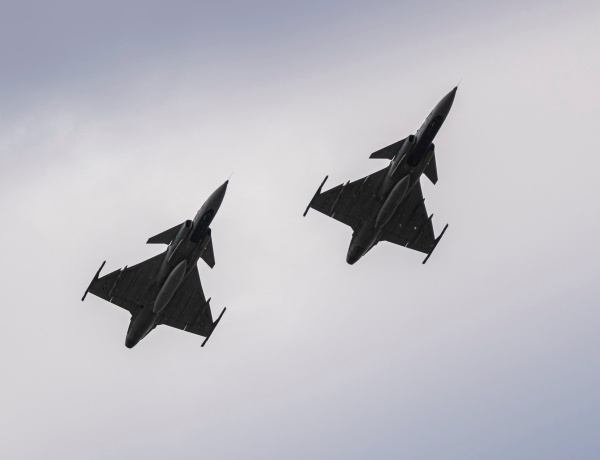 Ön is hallotta azt a zúgást? - Vadászrepülőgépek zúgtak el Nyíregyháza felett