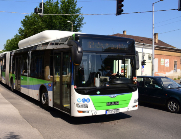 Módosult a tarifarendszer - Ha busszal utazik, ezt tudni kell!