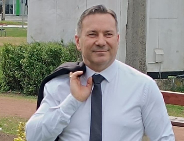 Kósa József képviselő fogadóórát tart                  