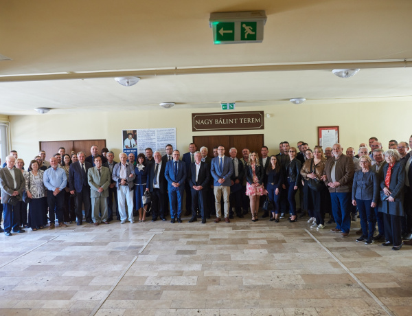 Dr. Nagy Bálintról neveztek el termet, és emléktáblát is avattak a Kormányhivatal Agrárügyi Főosztályán