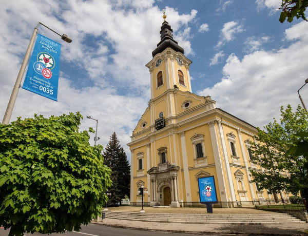 Zenés áhítatra készülnek a nagytemplomban - híveket és zenekedvelőket is várnak