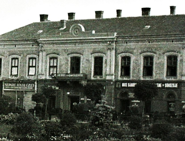 Amiről az utcák mesélnek... - Séták a Hősök terén 1.