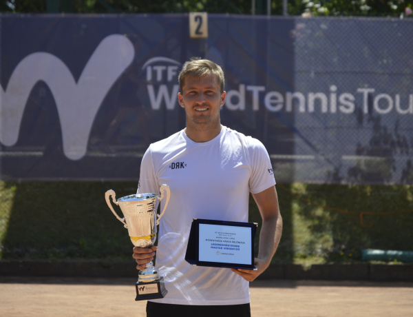 Valkusz Máté nyerte a teniszversenyt Nyíregyházán              