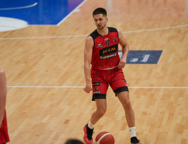 Az A  csoportból igazoltak játékost a kosarasok