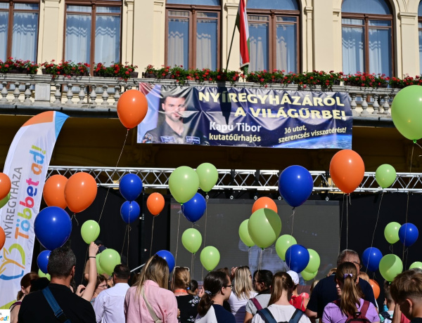 Nyíregyházáról a világűrbe – Sikeres volt a fellövés, Kapu Tibor már az űrállomás felé tart